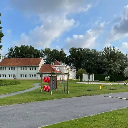 Bel Familial 6 Personnes Proche De La De Haan